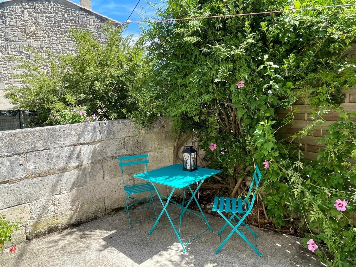 Le Tropical - Studio Avec Terrasse Angouleme Bagian luar foto